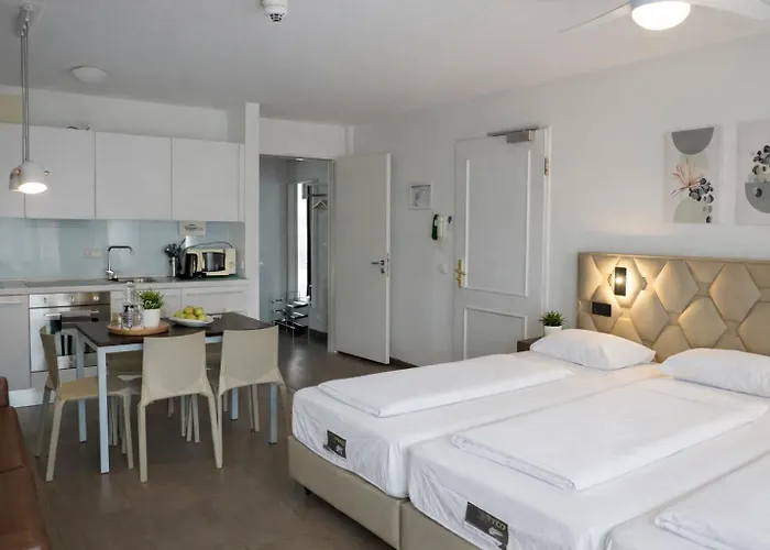 Bayer'S Boardinghouse Und Hotel Munich